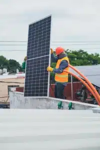 aerotermia con placas solares
